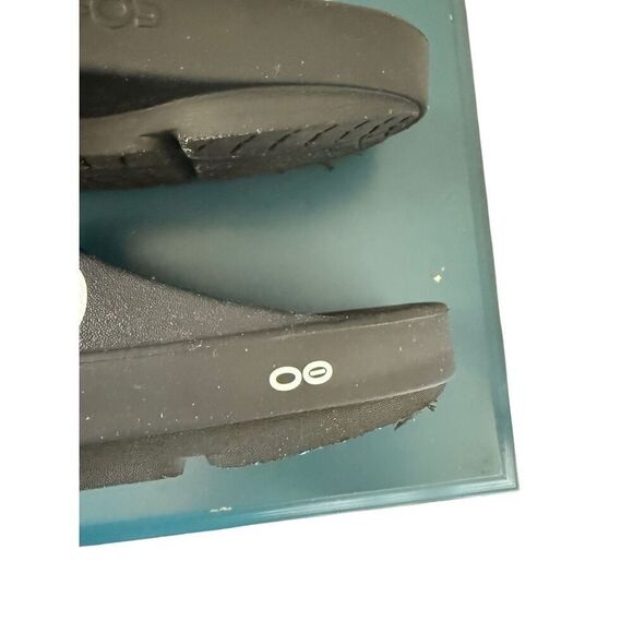 Oofos Ooahh Unisex Black White Slip On Sport Slide Recovery Sandals Size M12 W14 - Picture 13 of 13